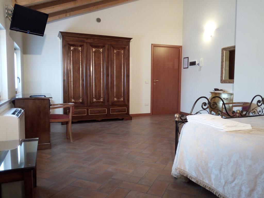 Bb Mambrotta ξενώνας San Martino Buon Albergo Εξωτερικό φωτογραφία