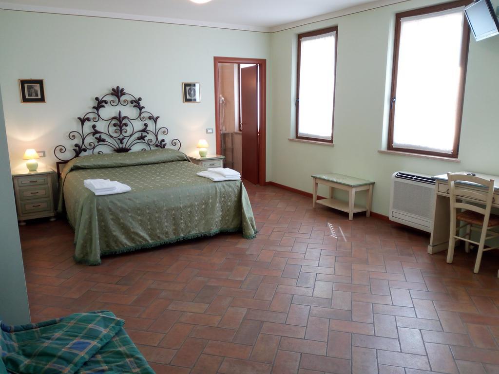 Bb Mambrotta ξενώνας San Martino Buon Albergo Εξωτερικό φωτογραφία